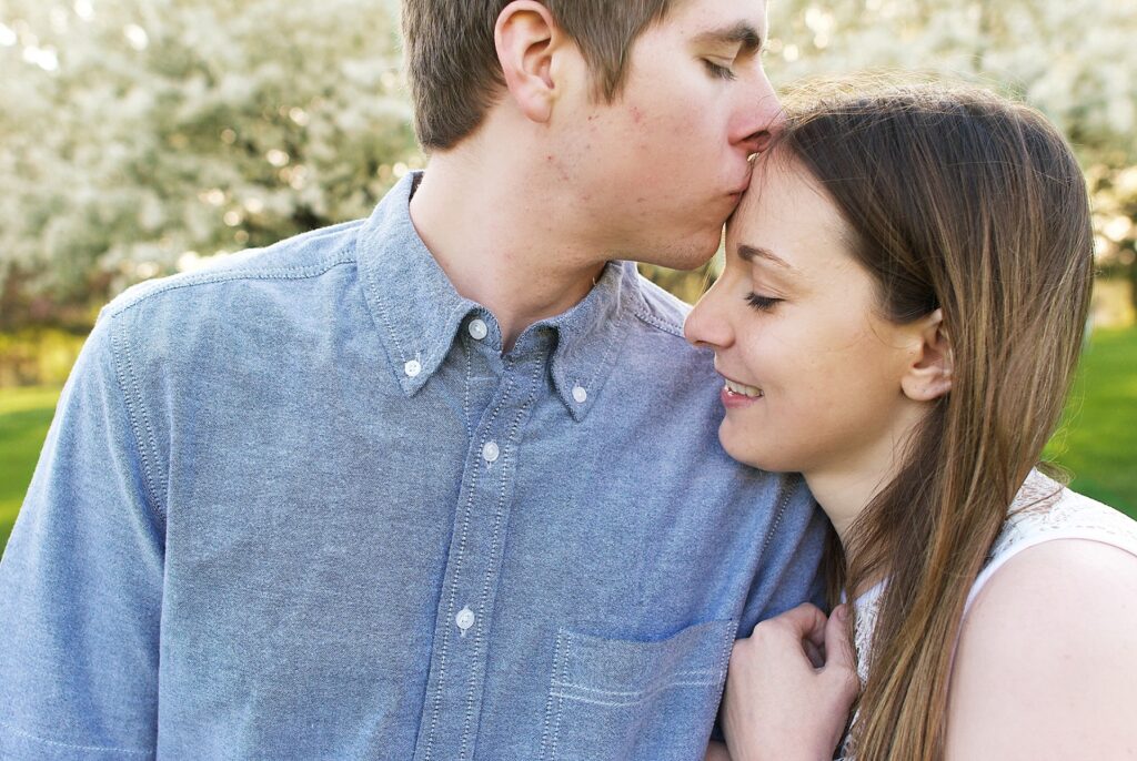 engagement photos in omaha, ne